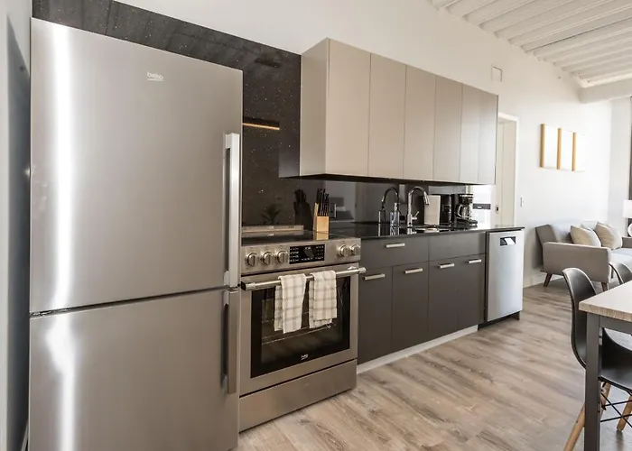 Chic 2br W Gym & Meeting By Gia Apartamento