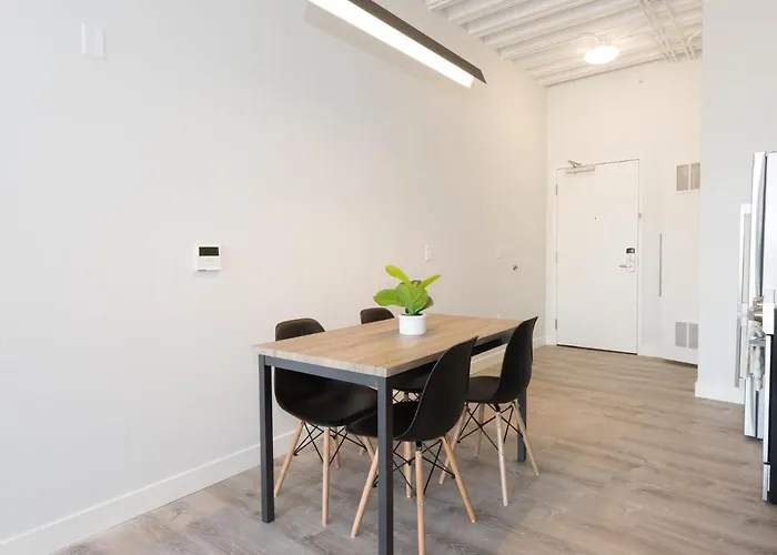 Chic 2br W Gym & Meeting By Gia *