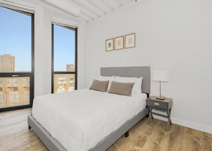 Chic 2br W Gym & Meeting By Gia